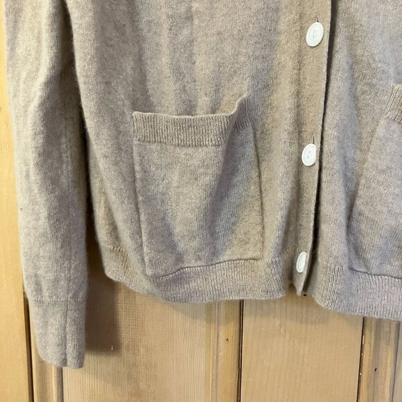 J.Crew Womens Cashmere Patch-Pocket Cardigan Sweater Size Medium Beige FA EXC - Picture 5 of 10